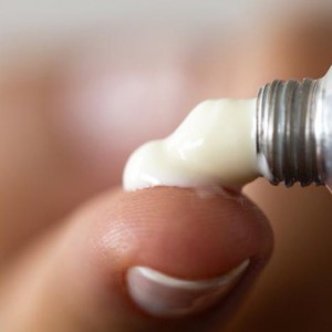 Особые указания использования крема Кловейт Инструкция по применению мази «Кловейт»